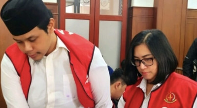 Dua Terdakwa Kasus Bisnis Buah Impor Fiktif Ratusan Miliar di Surabaya Dituntut 12 Tahun