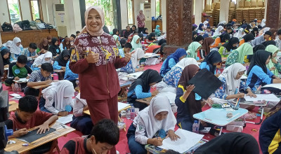 Lomba Desain Batik Lamongan Jadi Sarana Perkuat Identitas Daerah Lewat Karya Seni