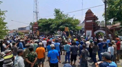 Protes Tambang Galian C, Warga Puncu Kediri Keluhkan Jalan Rusak dan Sulit Air