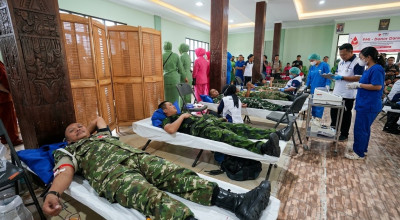 Stok Darah Menipis, TNI-Polri dan BIN Gelar Donor Massal di Timika
