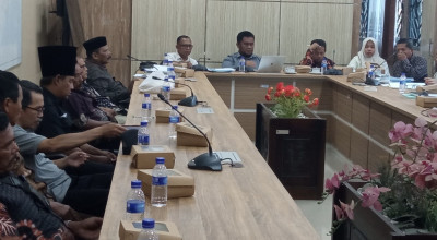Petani Ketajek Jember Pertanyakan Proses Pengajuan Sertifikat Tanah