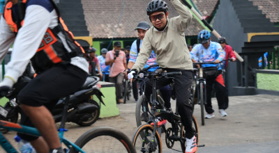 Gus Fawait Pastikan Warga Jember Bisa Berobat Gratis, Mobil Cinta Siap Antar Pasien