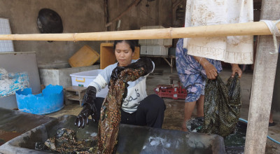 Kesunyian Gentong Macajah: Ritual Leluhur Menghidupkan Batik Tanjungbumi