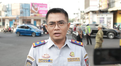 Mulai Senin Depan Pemkab Jember Berlakukan Parkir Berlangganan