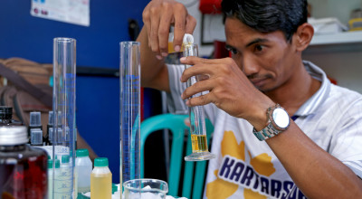 Kreativitas Anak Muda Kedungdoro surabaya, Dana Gen Z Disulap Jadi Bisnis Parfum