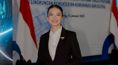 Pertimbangkan Karir, Artis Cantik Ini Mundur Dari Stafsus Kementerian Komdigi