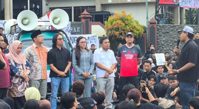 Mahasiswa Jember Gelar Aksi Demonstrasi, Bawa 18 Tuntutan Untuk Pemerintah