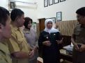 Gubernur Khofifah saat sidak ujian SMA di Surabaya beberapa waktu lalu