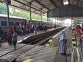 10 kereta api terlambat datang di stasiun-stasiun di wilayah Daop 7 Madiun akibat banjir Jabodetabek