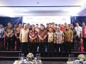Semen Indonesia memberikan Penghargaan Kesetiaan Kerja kepada 499 karyawan pada perayaan HUT ke-7