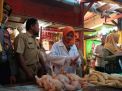 Jelang Hari Raya Idul Fitri, Disnak dan Polres Blitar Sidak Pasar 