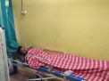 Salah satu korban yang selamat dirawat di Klinik Kademangan, Blitar