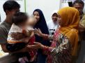 Khofifah menjenguk bayi kembar siam asal Sulawesi Tenggara