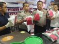 Kapolda Jatim Irjen Pol Luki tunjukkan sabu berat 11,5 kilogram yang berhasil disita