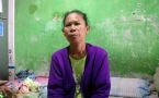 Djaiti, ibu yang ditendang kepalanya oleh Andri, anaknya sendiri di Surabaya