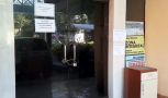 Kantor Dispendukcapil Kota Pasuruan masih lockdown