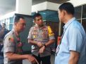 Kapolrestabes Surabaya Kombes Pol Sandi Nugroho bersama rombongan di RSU dr Soetomo