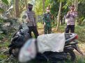 Karung berisi mayat wanita yang ditemukan dekat pria tewas gantung diri di Blitar (Foto: Istimewa)