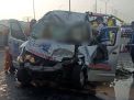 Mobil Milik Restoran Tabrak Truk di Tol Sidoarjo, Tiga Orang Terluka