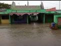 Banjir di Pasar Sukorejo, Bojonegoro (Foto-foto: Istimewa)