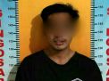 Farizal, salah satu pengedar yang diamankan di Mapolsek Singosari, Malang