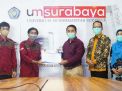 Rektor Beri Penghargaan Mahasiswa UMSurabaya yang Berprestasi di Tengah Pandemi