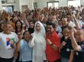 Irjen Pol (Purn) Machfud Arifin bersama masyarakat Tionghoa yang tergabung dalam Yayasan Warisan Kasih Surabaya