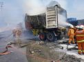 Truk Kontainer Terbakar di Depo Perak Surabaya, 7 Orang Terluka