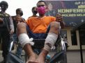 Pelaku pembunuhan terapis saat diamankan di Mapolres Mojokerto Kota