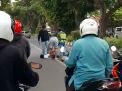 Pengendara di Jalan Danau Kerinci, Kota Malang berhenti saat proses penangkapan diduga begal berlangsung (Foto: Istimewa)