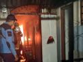 Diduga Korsleting Listrik, 7 Kamar Kos di Surabaya Terbakar