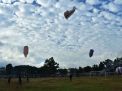 Balon udara yang diterbangkan pada festival di Trenggalek