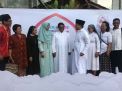 Bupati Banyuwangi, Abdullah Azwar Anas bersama masyarakat dan tokoh agama saat open house