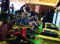 Foto: Serunya Kompetisi eSport di Surabaya