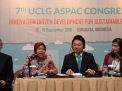 Jumpa pers kongres UCLG ASPAC menjelang pembukaan di Dyandra Convention Hall, Surabaya, Kamis (13/9/2018). 