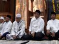 Kapolda Jatim Irjen Pol Machfud Arifin dan Pangdam V Brawijaya Mayjen TNI Arif Rahman serta ulama dan pejabat lainnya