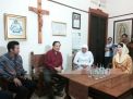 Khofifah-Emil saat mengunjungi keuskupan di Surabaya