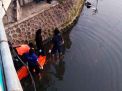Sesosok Mayat Ditemukan Mengapung di Sungai Kalimas Surabaya