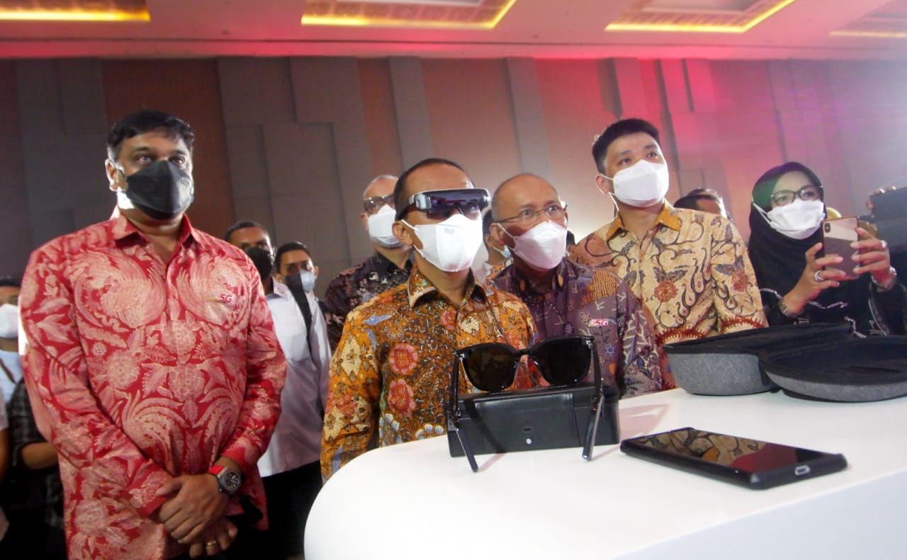 Peluncuran layanan 5G Indosat Ooredoo di Makassar