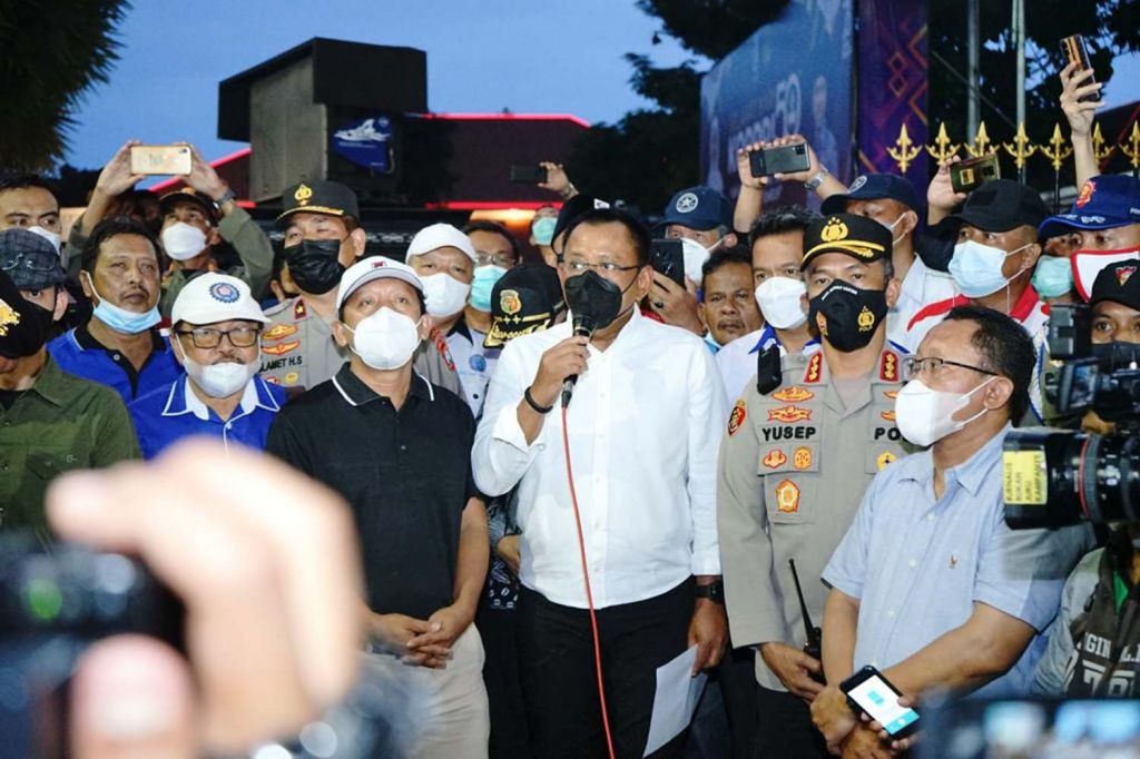 Kapolrestabes Surabaya Kombes Pol Akhmad Yusep Gunawan saat melakukan pengamanan demo buruh