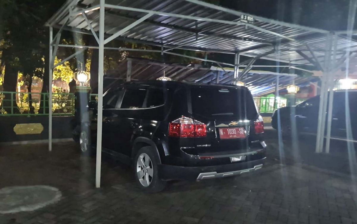 Mobil dinas milik Rudenim Surabaya di Pasuruan yang dibawa WN Palestina saat kabur ditemukan