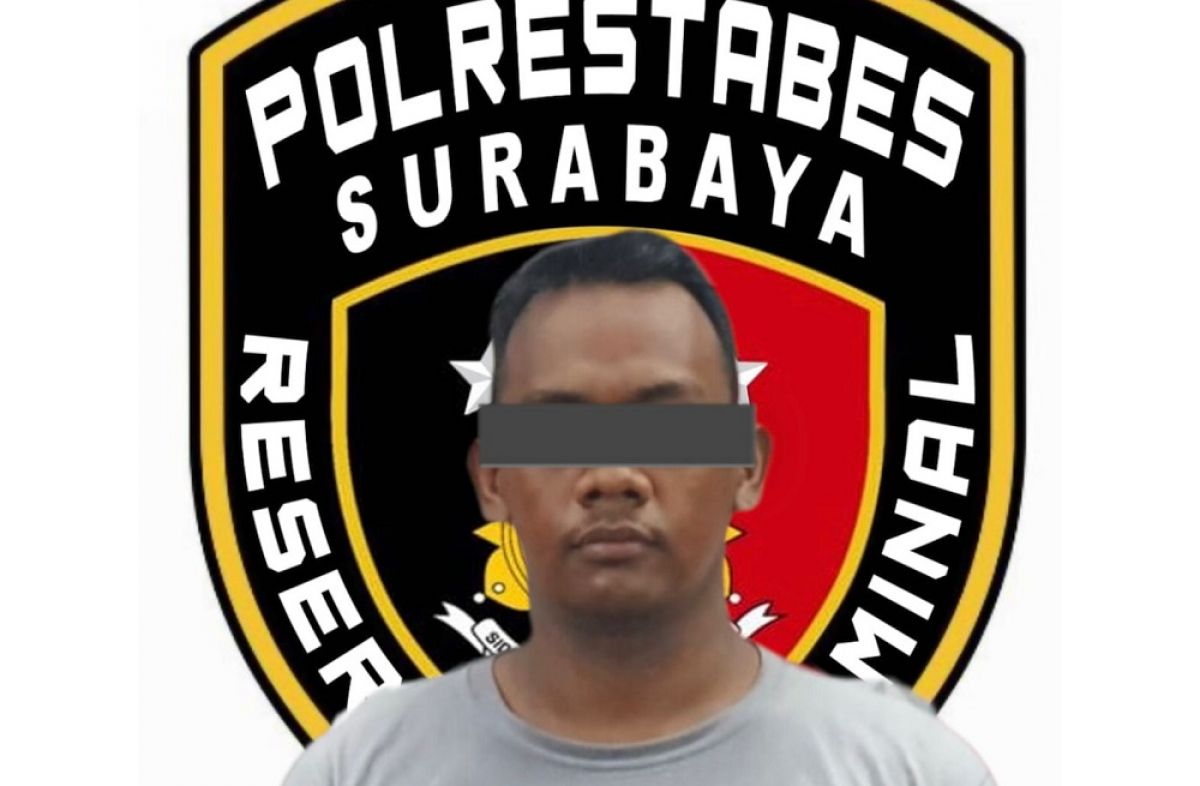SR (27), spesialis jambret handphone ditangkap Polrestabes Surabaya. (Foto: Polretabes Surabaya for jatimnow.com)