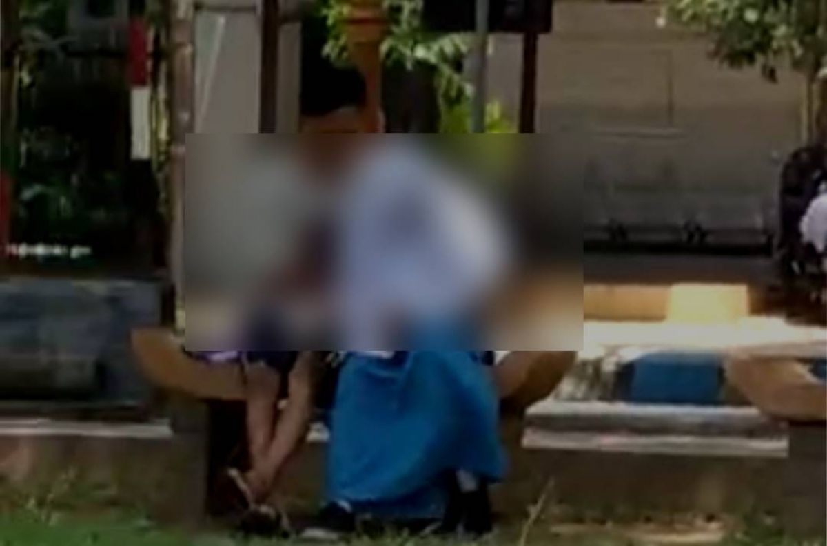 Tangkapan layar video viral sepasang muda-mudi diduga melakukan aksi asusila.