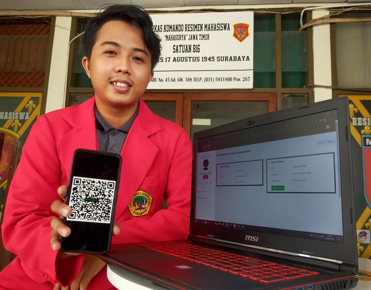 Mochamad Dzawil Haiat, pencipta alat absensi kehadiran pendeteksi wajah berbasis website. (Foto: Farizal Tito/jatimnow.com)