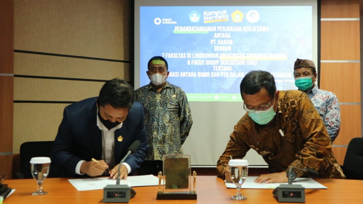 Para Dekan UTM saat kerja sama dengan PT Garam Indonesia