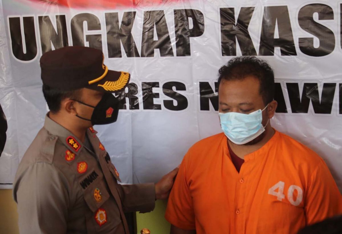 Kades asal Magetan yang melakukan penipuan diamankan Polres Ngawi (Foto: Humas Polres Ngawi)