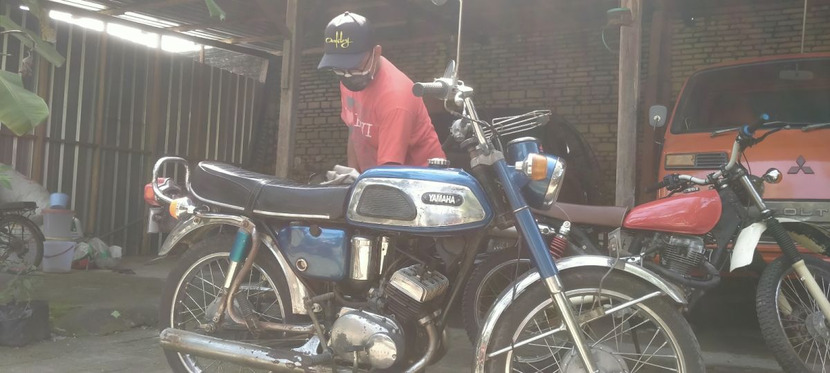 Yamaha AS1 Twin 125cc milik Afif Roni Hamza warga Desa Bareng, Kecamatan Bareng Jombang.(Foto: Elok Aprianto/jatimnow.com)