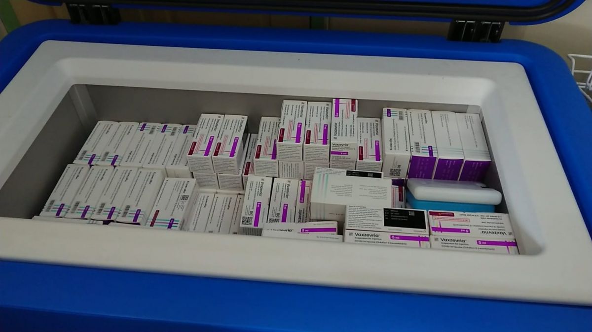 Stok vaksin Astra Zeneca yang kedaluwarsa di Dinkes Tulungagung