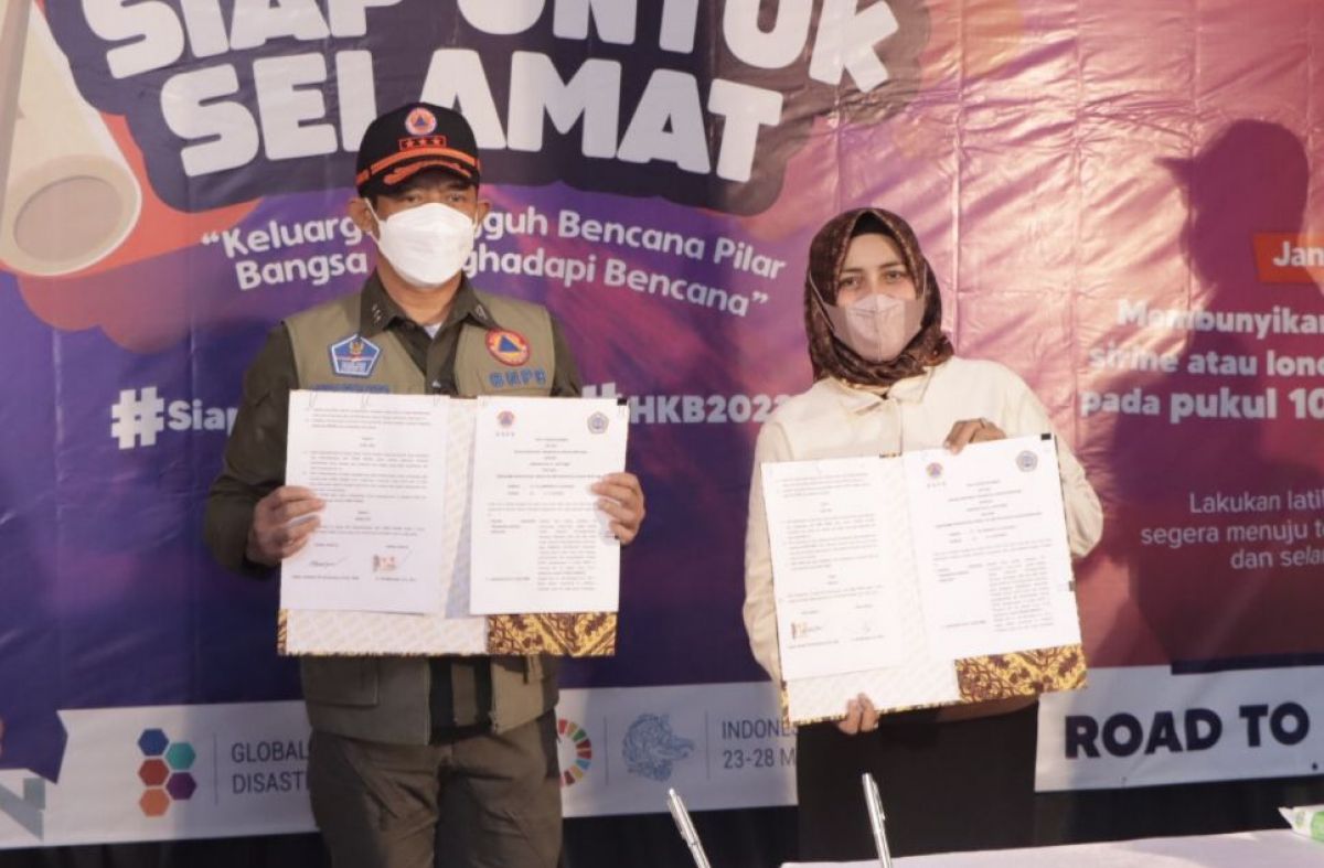 Unitomo Surabaya melakukan penandatanganan Nota Kesepahaman dengan BNPB (Foto: Humas Unitomo Surabaya)