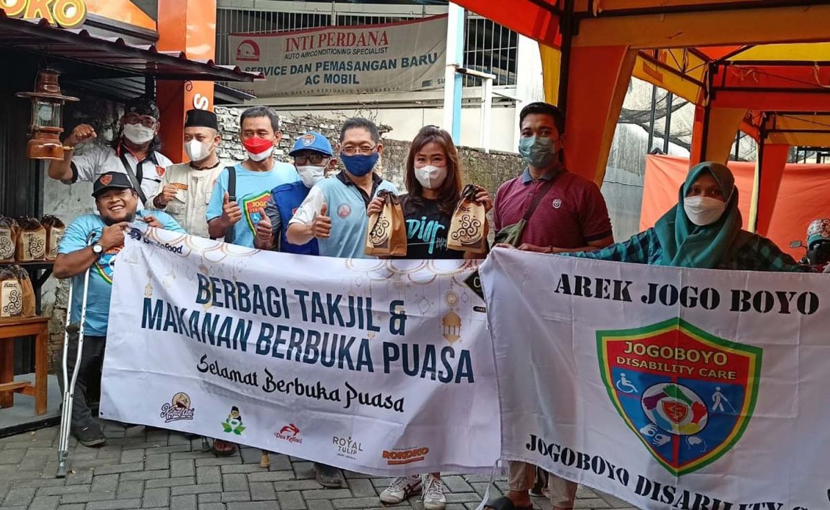 Para penyandang disabilitas yang tergabung dalam Komunitas Jogoboyo Disability Care (JDC) Surabaya